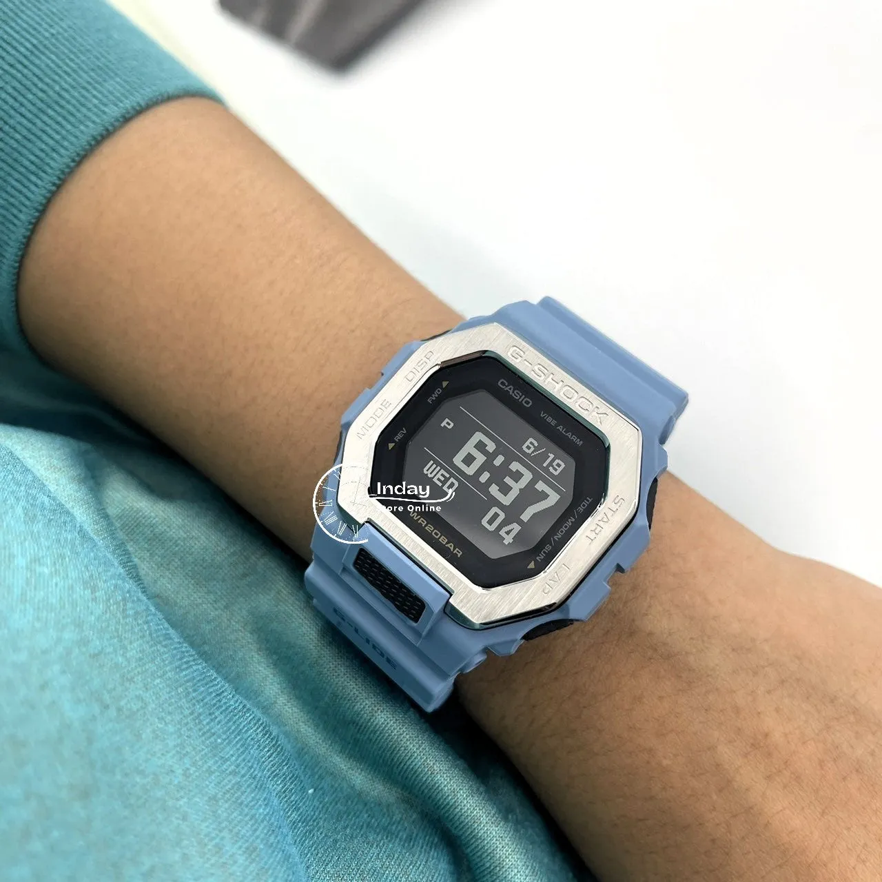 Casio G-Shock G-Lide Men's Watch GBX-100-2A Shock Resistant Mineral Glass Mobile Link Bluetooth