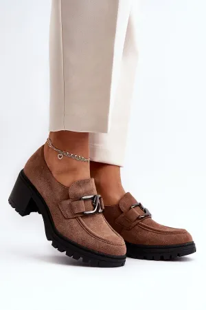 Heeled low shoes