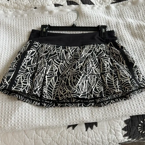 Lululemon Pace Rival Tennis Skirt - Size 6