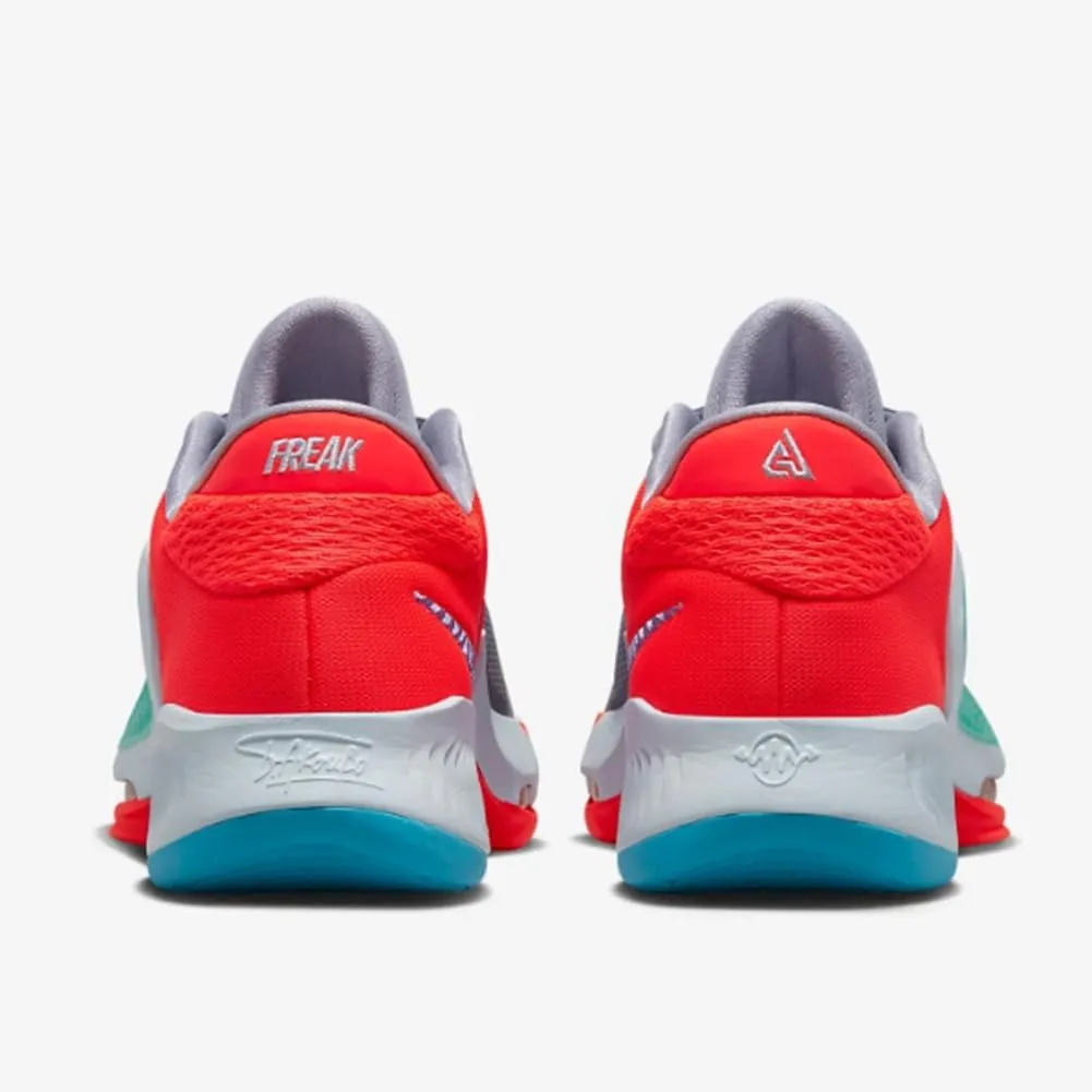Nike mens Zoom Freak 4